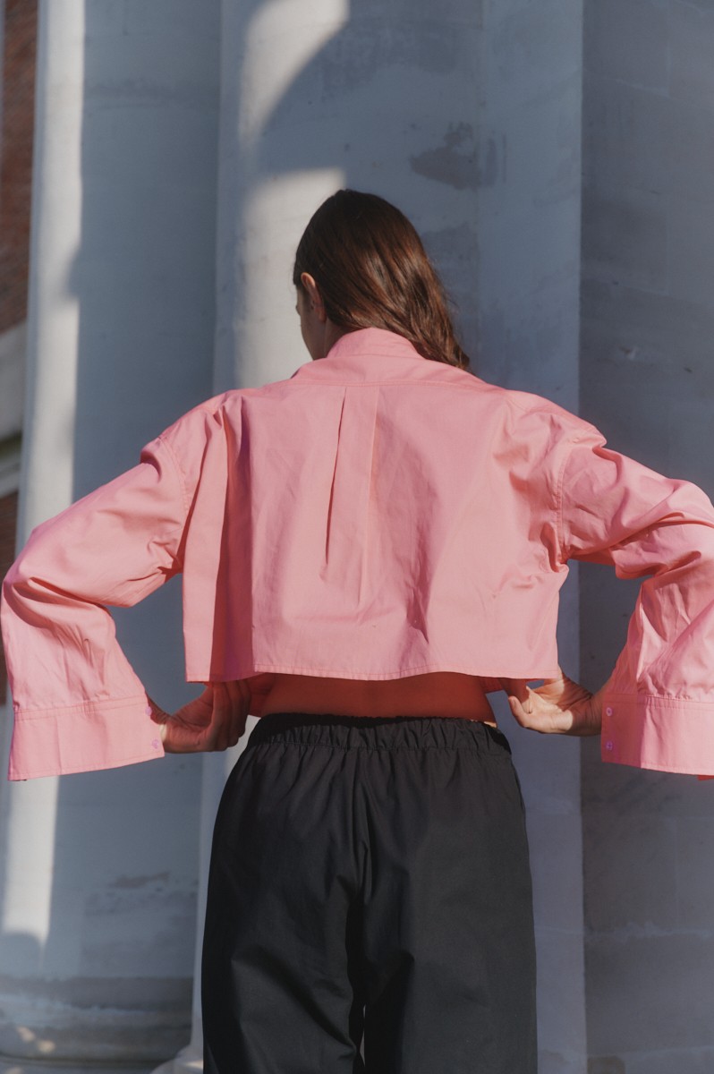 Short pink shirt